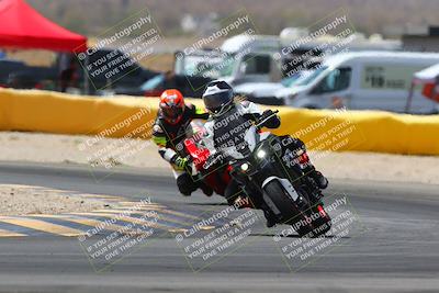 media/Apr-10-2022-SoCal Trackdays (Sun) [[f104b12566]]/Turn 2 (1135am)/